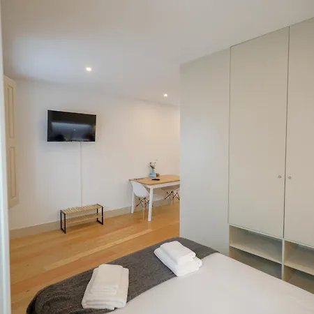 Martires Sweet Apts By Portocityhosts Lägenhet