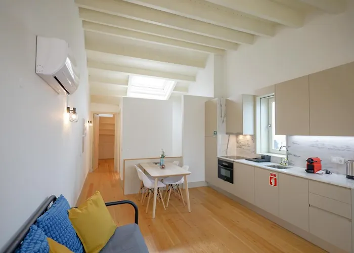 Martires Sweet Apts By Portocityhosts アパート *